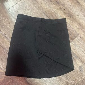 Mossimo Supply Co. Black Textured Tulip Mini Skirt